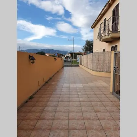 Grazioso Per 4, In Zona Silenziosa. Apartamento *